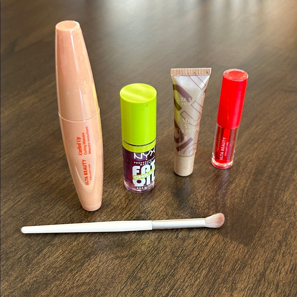 Ulta Beauty Mascara - lip oil - eye primer -brush